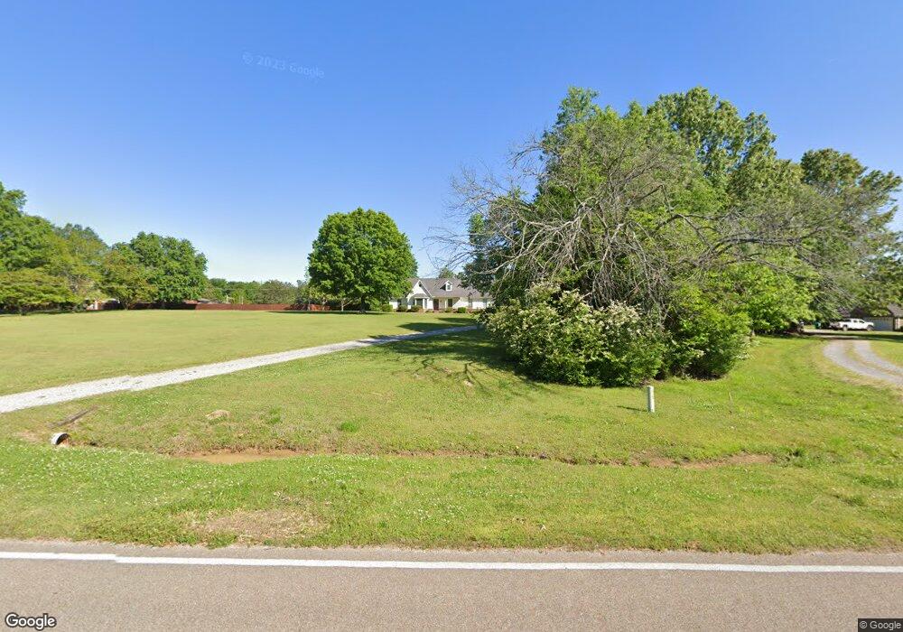 11790 Whispering Pines Dr, Olive Branch, MS 38654 - photo 1