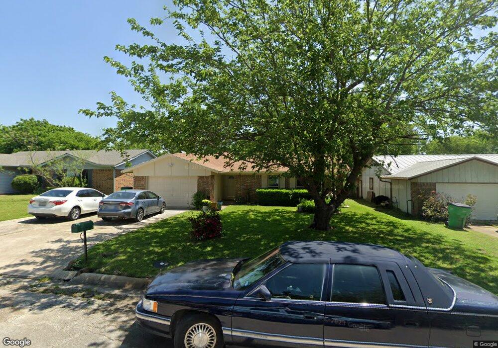 1804 Arkansas St, Gainesville, TX 76240 - photo 1