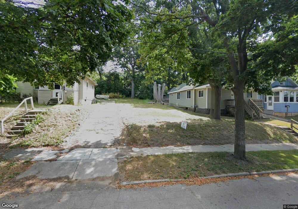 1223 S Holmes St, Lansing, MI 48912 - photo 1