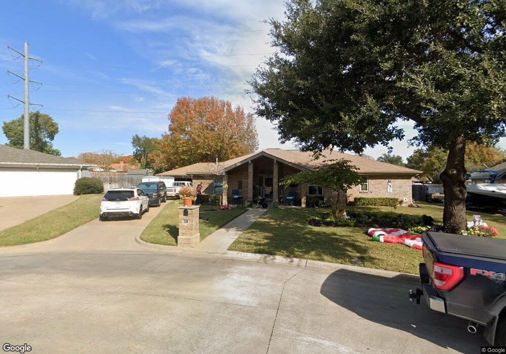628 Springhill Ct, Hurst, TX 76054 - photo 1