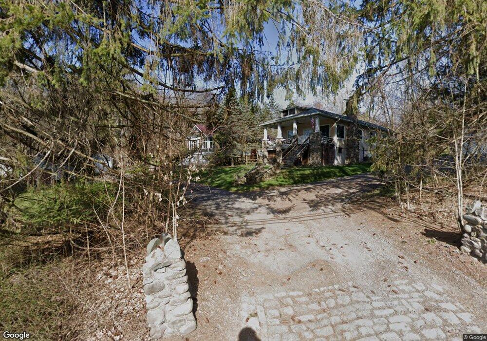 8 Elm Ln, Harveys Lake, PA 18618 - photo 1