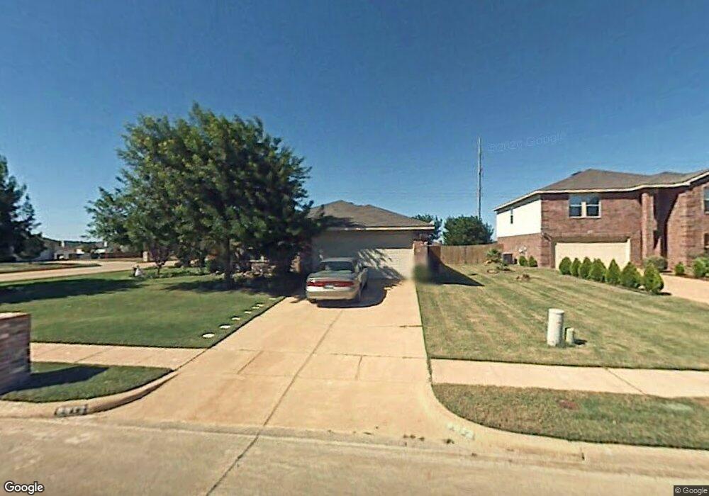 8812 Blue Sky Ln, Denton, TX 76210 - photo 1