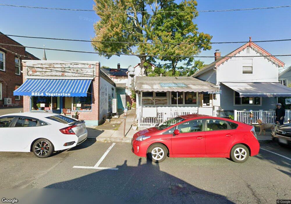 70 Masonic St unit 2, Northampton, MA 01060 - photo 1