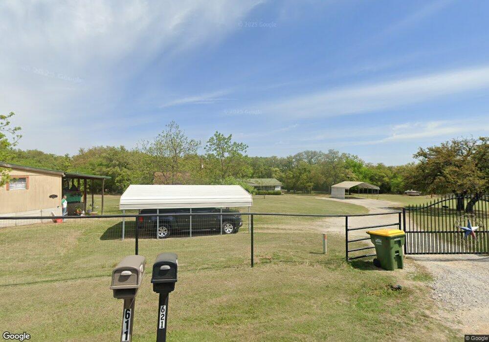 621 Mcfarland Ln, Weatherford, TX 76088 - photo 1