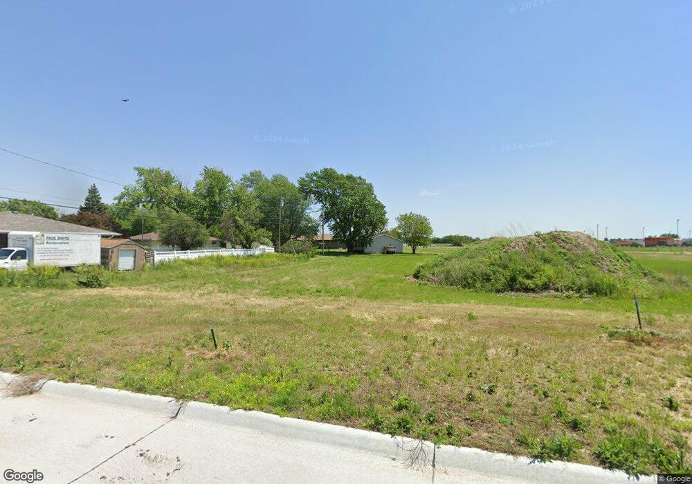 3177 E 20th Ave, Columbus, NE 68601 - photo 1