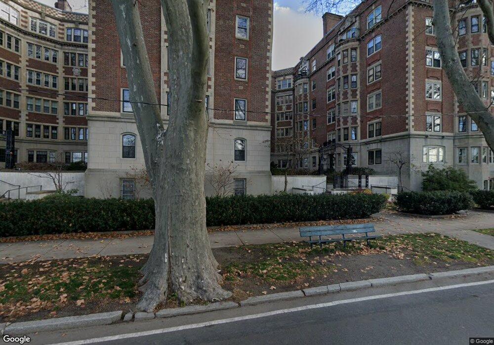 984 Memorial Dr unit 603, Cambridge, MA 02138 - photo 1