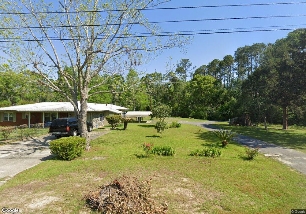 805 Jackson St E, Douglas, GA 31533 - photo 1