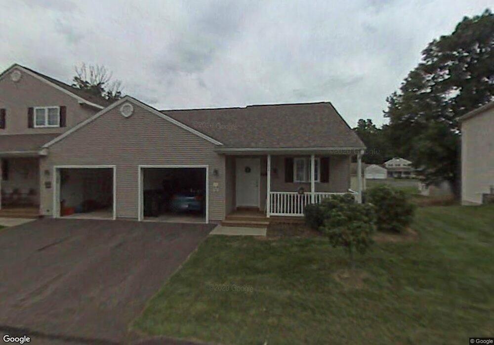 82 Dibble Hollow Ln, Windsor Locks, CT 06096 - photo 1