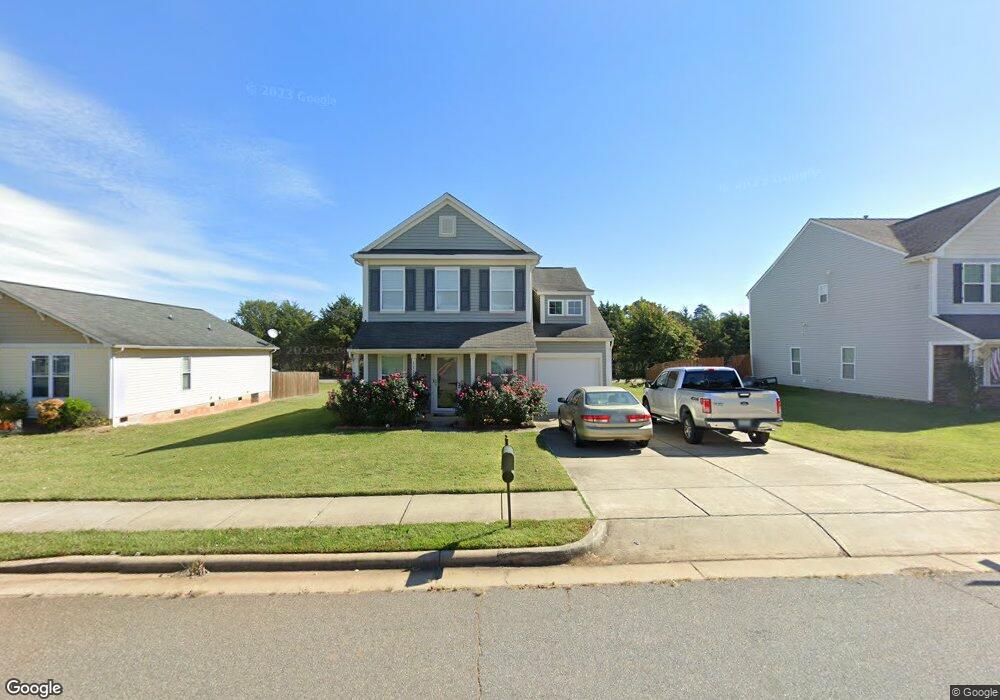 115 Kingsgate Ct, Statesville, NC 28625 - photo 1