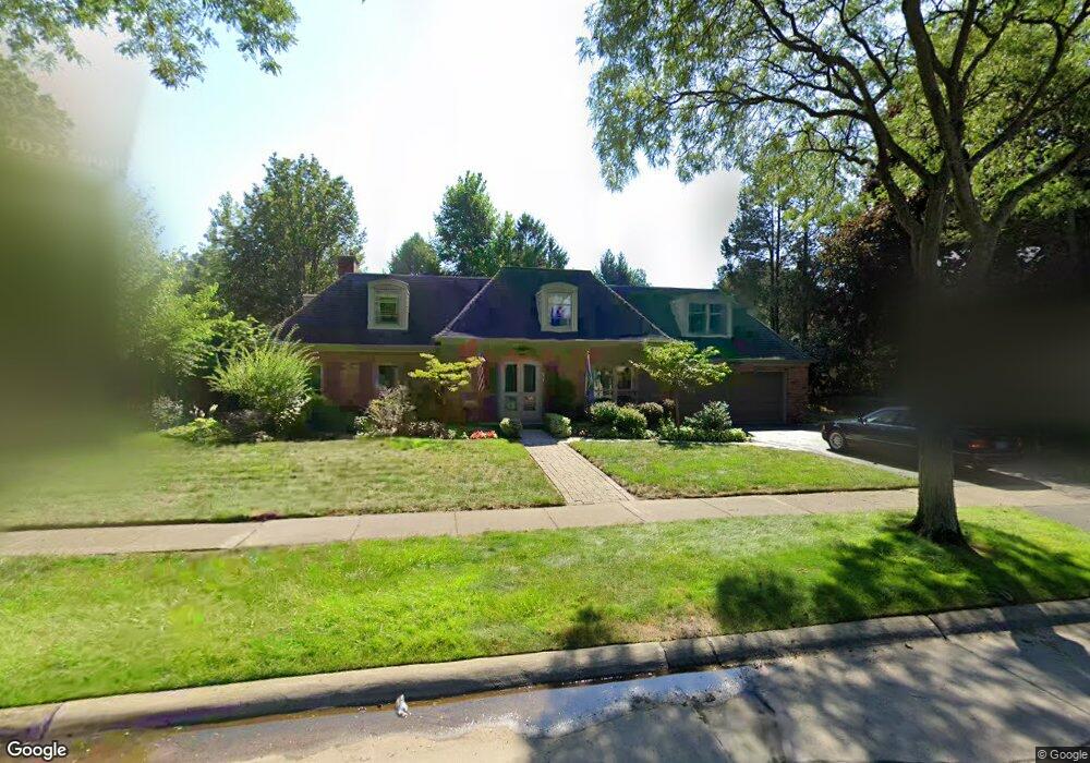 51 N Deeplands Rd, Grosse Pointe Shores, MI 48236 - photo 1