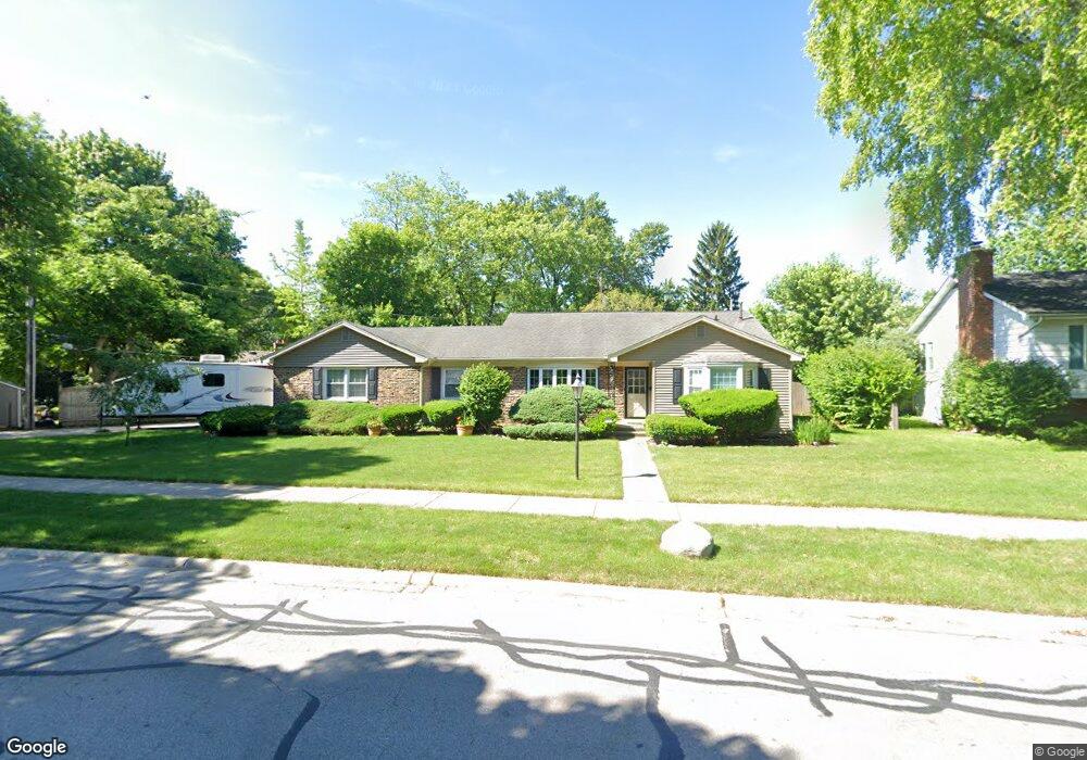 1141 Catalpa Ln, Naperville, IL 60540 - photo 1