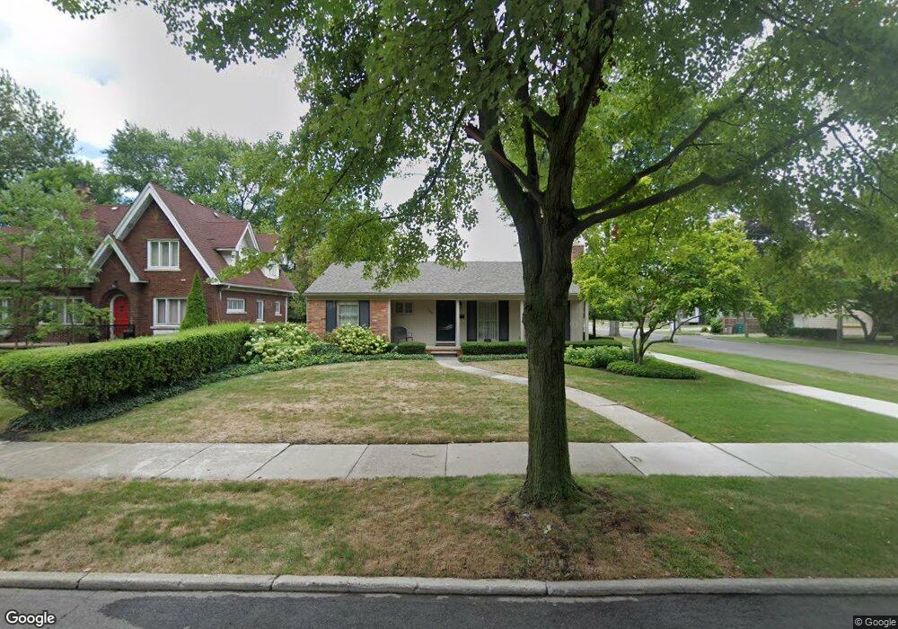 785 Barrington Rd, Grosse Pointe Park, MI 48230 - photo 1