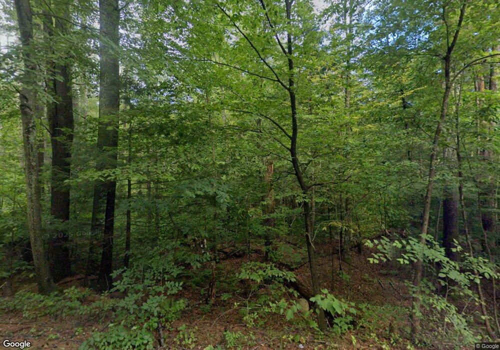 383 Thorndike Rd, Weare, NH 03281 - photo 1