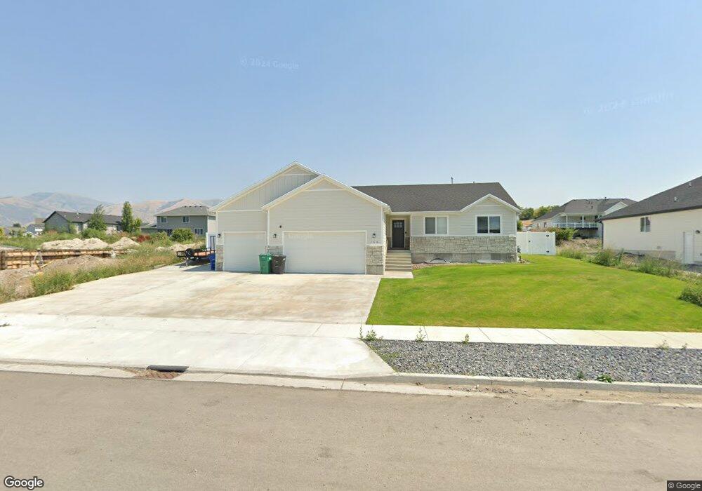 155 S 650 W unit 10, Hyrum, UT 84319 - photo 1