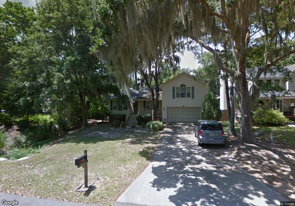 586 Oemler Loop, Savannah, GA 31410 - photo 1