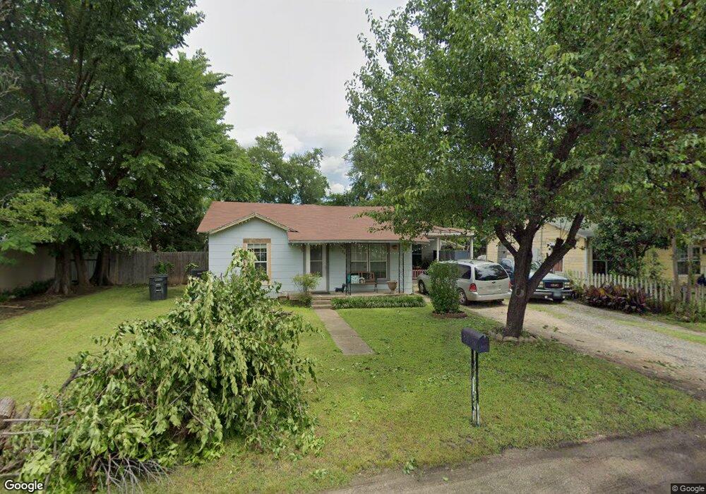 1706 N Robinson St, Cleburne, TX 76031 - photo 1