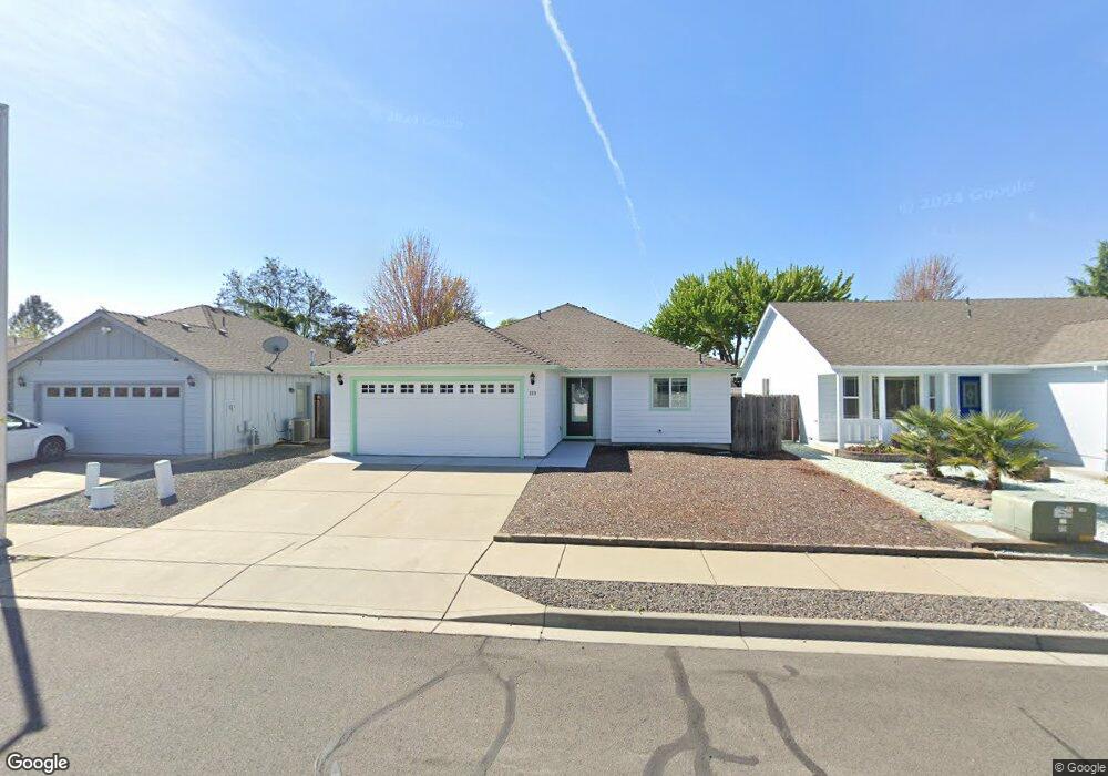 110 Aurora Ln, Central Point, OR 97502 - photo 1