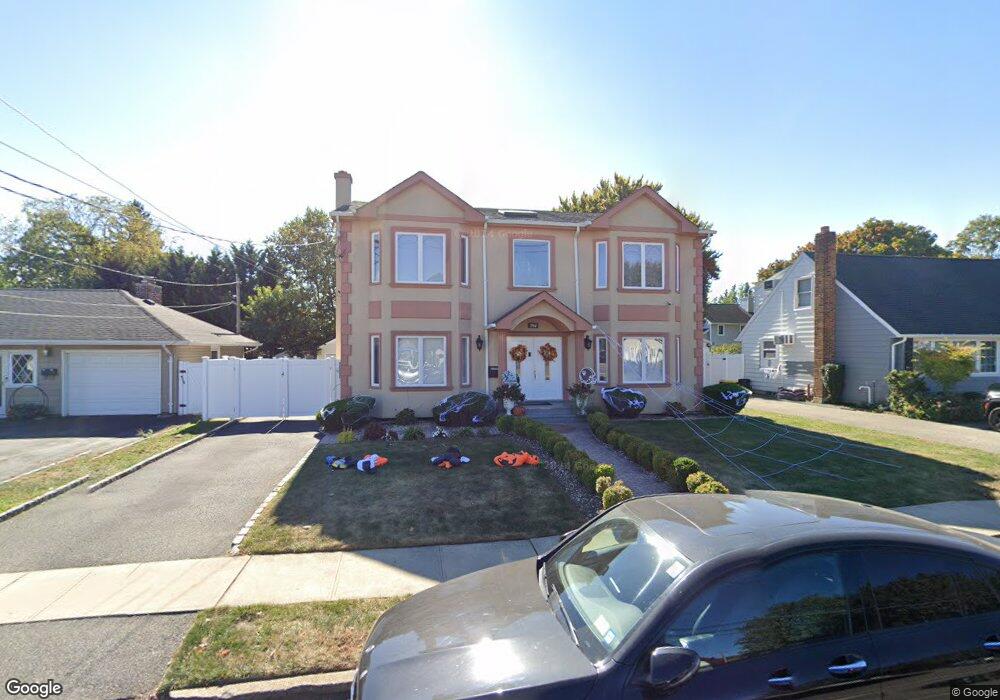 394 Foxhurst Rd, Oceanside, NY 11572 - photo 1