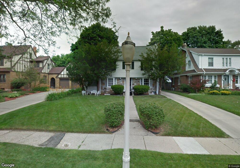 436 Everett Dr, Lansing, MI 48915 - photo 1