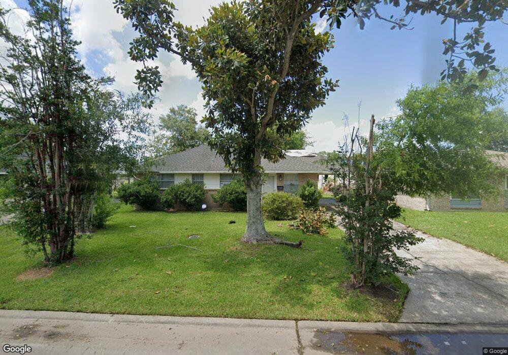 2913 Hillcrest Dr, Lake Charles, LA 70615 - photo 1