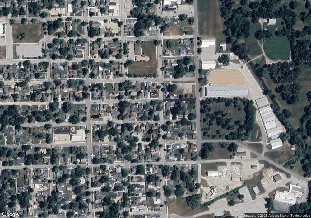 1001 S Cedar St, Auburn, IN 46706 - photo 1