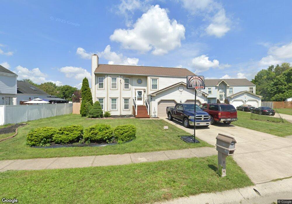 1459 Ellicot Ct, Columbus, OH 43223 - photo 1