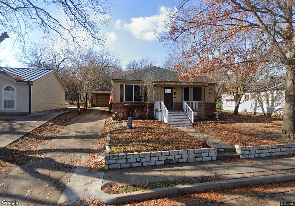 706 Jackson St, Weatherford, TX 76086 - photo 1