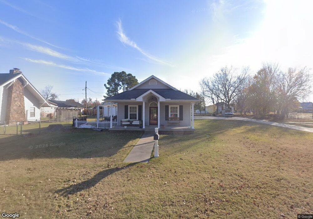 420 E Elm Ave, Eufaula, OK 74432 - photo 1