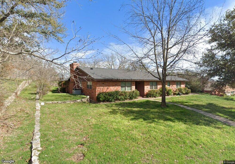 201 Roselawn Dr, Weatherford, TX 76086 - photo 1