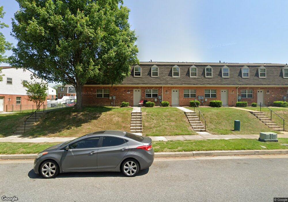 655 W Kingsway Rd, Middle River, MD 21220 - photo 1