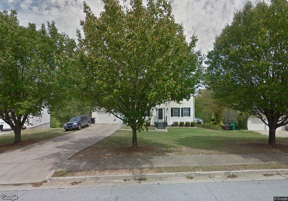 7956 Harmony Ridge Ln, Lithonia, GA 30058 - photo 1