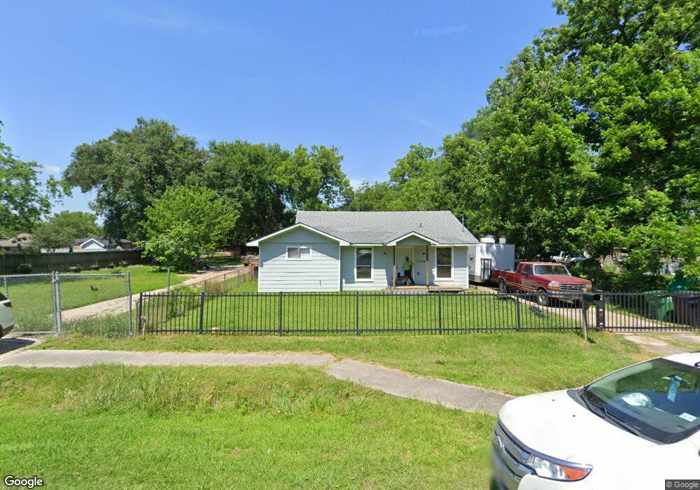 3709 Love St, Houston, TX 77026 - photo 1
