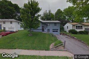 5422 N 69th St, Omaha, NE 68104