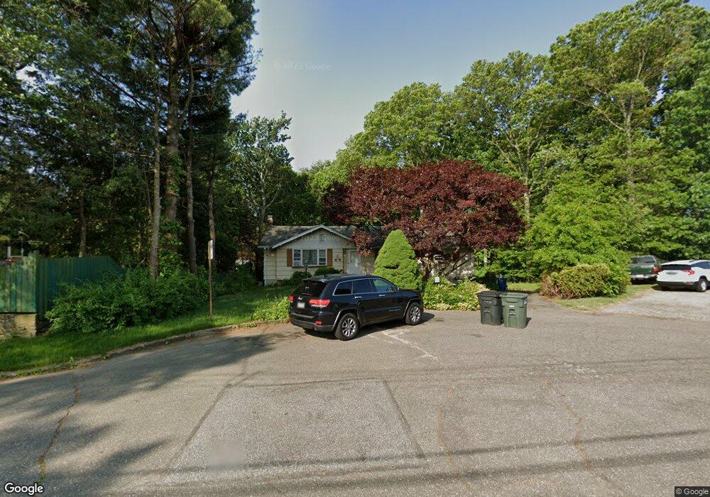 39 Iwanicki Cir, Bridgeport, CT 06610 - photo 1