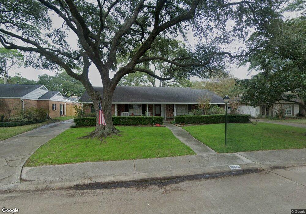 10026 Inwood Dr, Houston, TX 77042 - photo 1