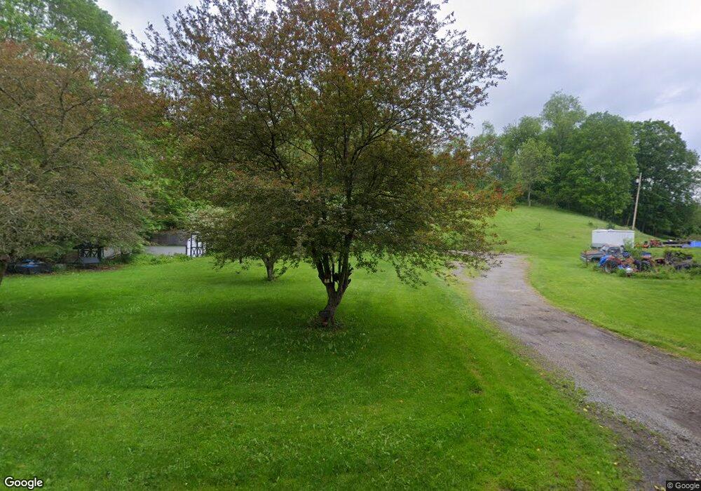 14 Petticoat Ln, Eighty Four, PA 15330 - photo 1