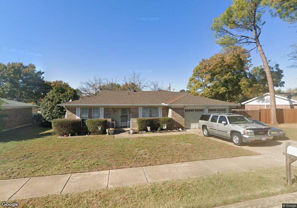 1121 Atlanta Dr, Bedford, TX 76022 - photo 1
