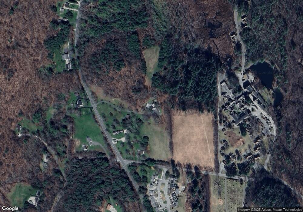 133 Under Mountain Rd, Salisbury, CT 06068 - photo 1