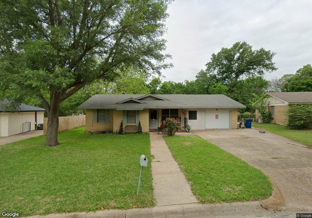 804 Lynn Ct, Ennis, TX 75119 - photo 1