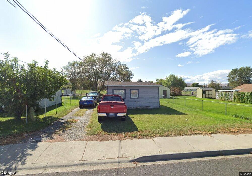 120 W Seattle Ave, Moxee, WA 98936 - photo 1