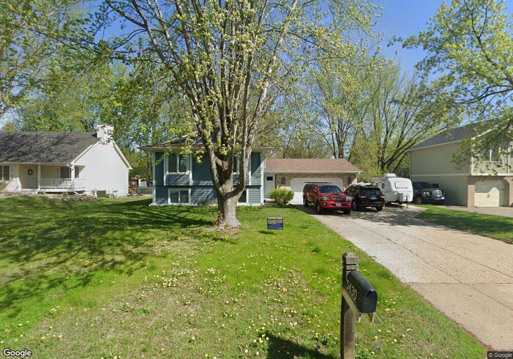 5430 Clayton Dr, Maple Plain, MN 55359 - photo 1