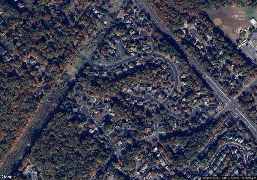 8648 Reseca Ln, Springfield, VA 22152 - photo 1