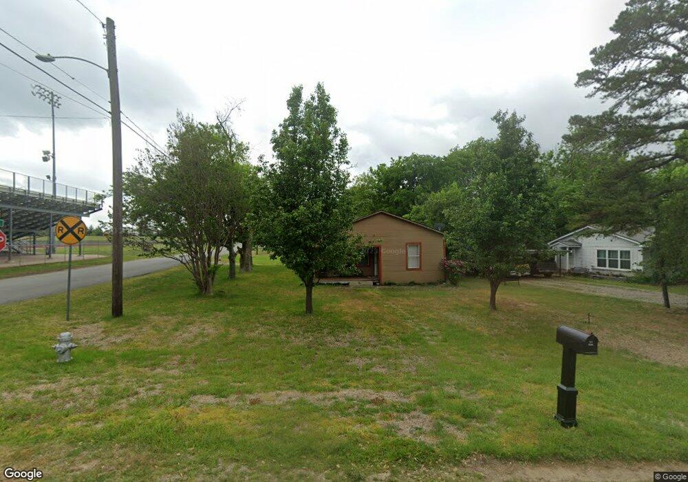 417 Main St, Pottsboro, TX 75076 - photo 1