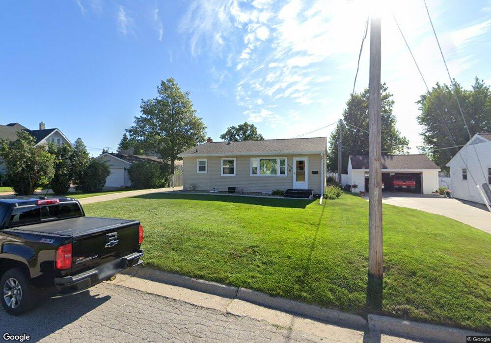 207 Taft St, Marshalltown, IA 50158 - photo 1