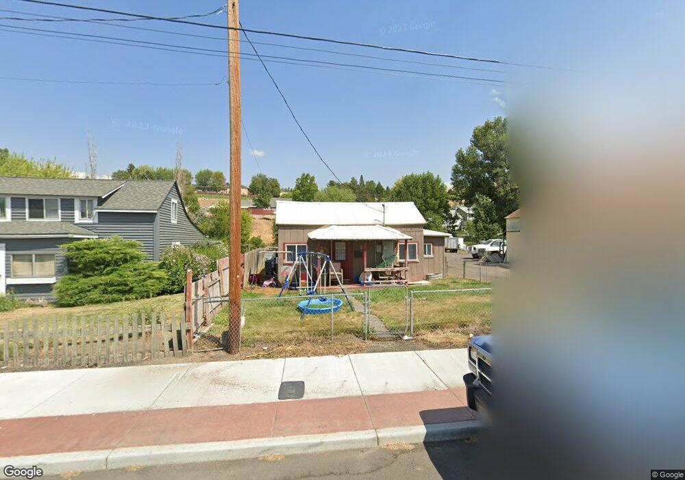 260 N Chase St, Heppner, OR 97836 - photo 1