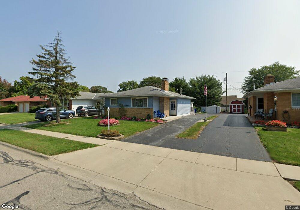 5582 Parkville St, Columbus, OH 43229 - photo 1