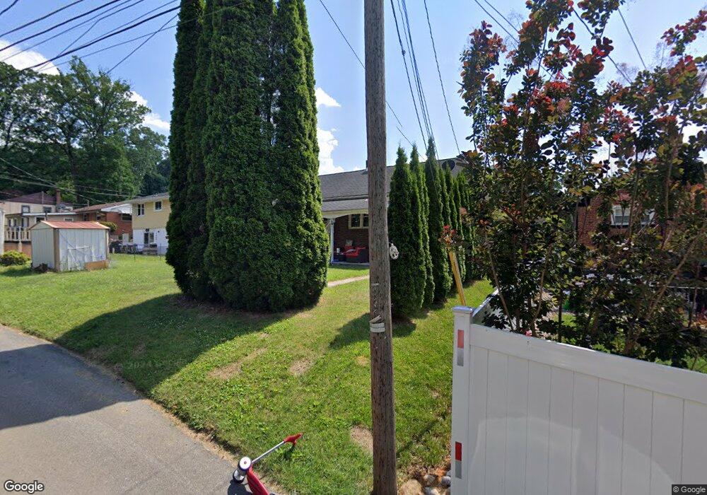 2429 S 6th St unit 2433, Allentown, PA 18103 - photo 1