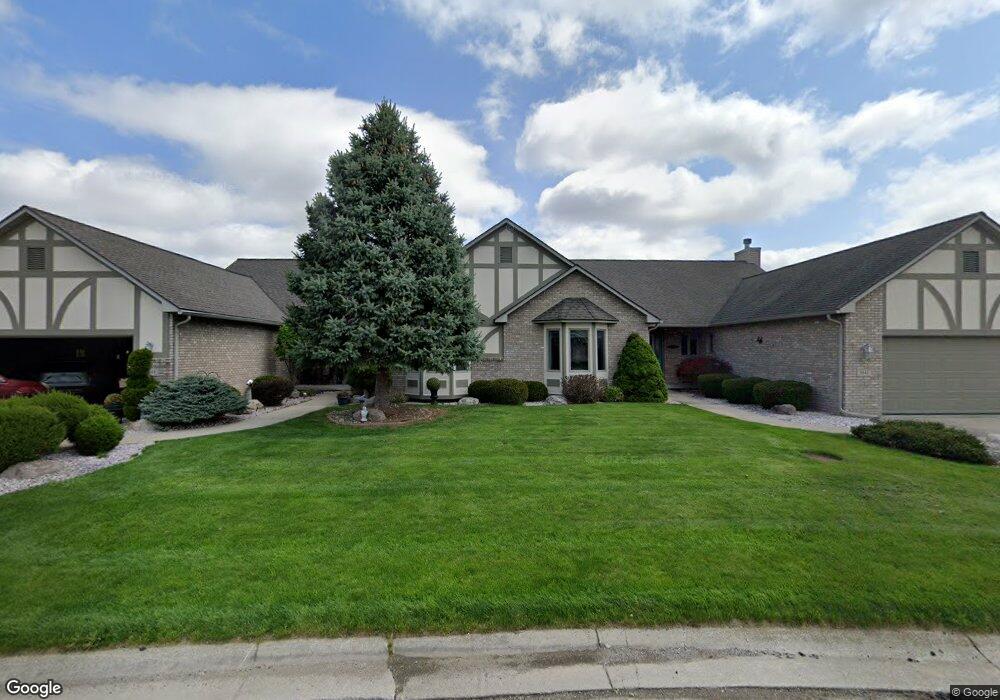 5144 Wyndemere Common Square, Swartz Creek, MI 48473 - photo 1