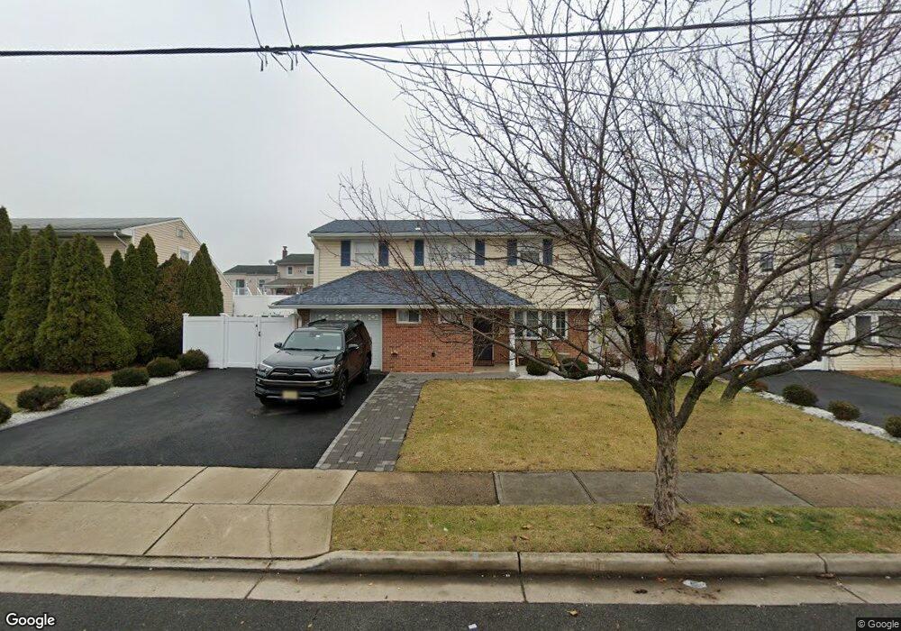 136 Whitman St, Carteret, NJ 07008 - photo 1