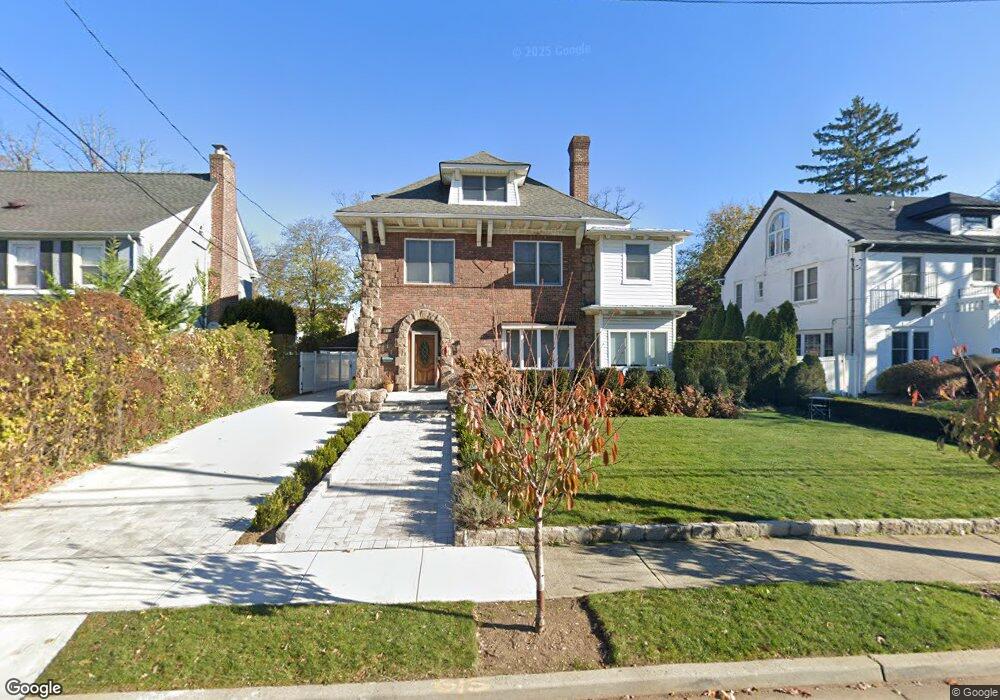 120 Pine St, Woodmere, NY 11598 - photo 1